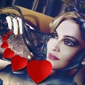 Meet your Posher, Carolina